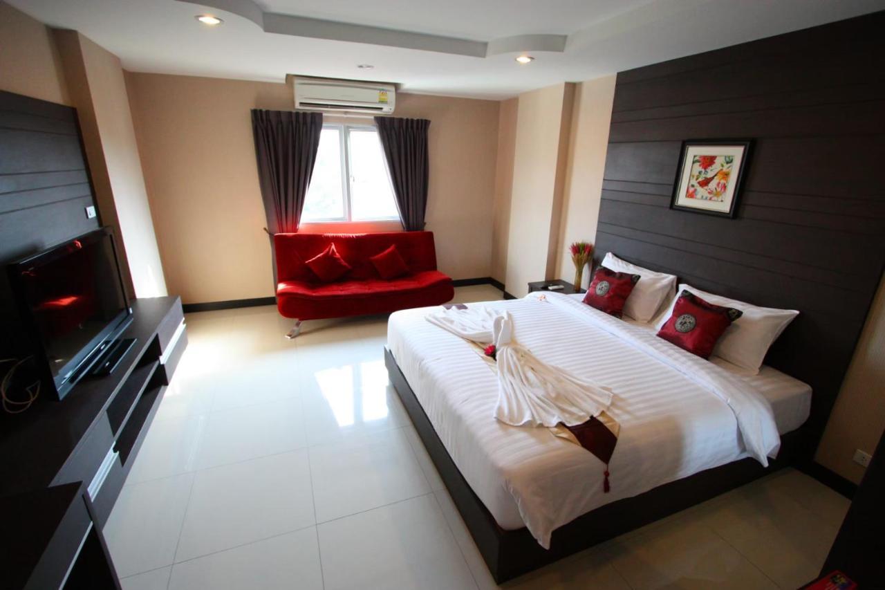 Valhalla Pattaya Hotel Джомтиен Бийч Екстериор снимка