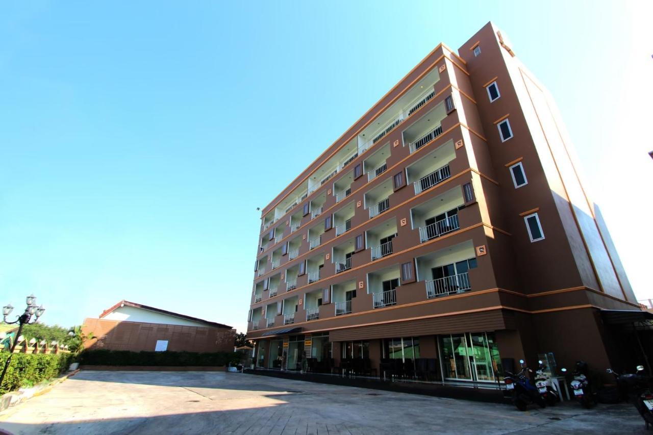 Valhalla Pattaya Hotel Джомтиен Бийч Екстериор снимка