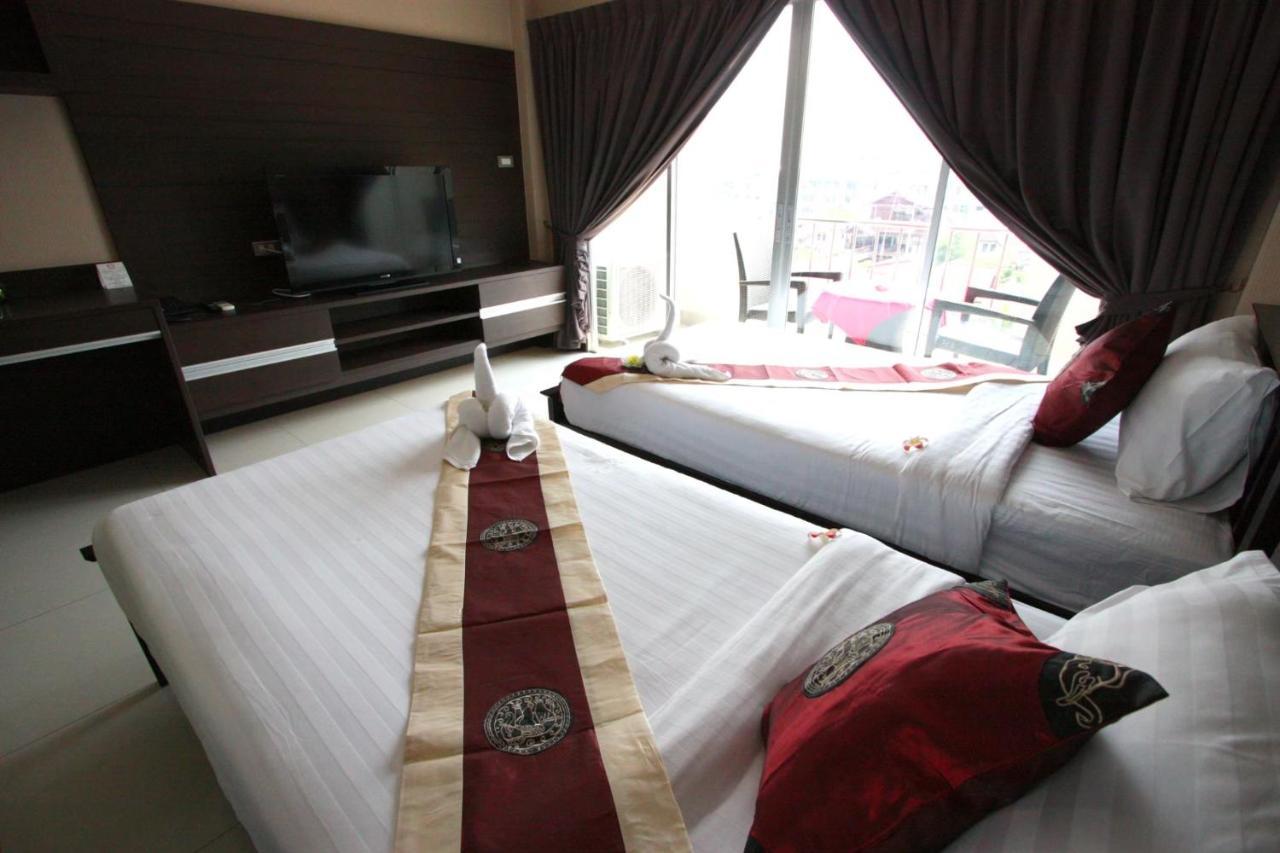 Valhalla Pattaya Hotel Джомтиен Бийч Екстериор снимка