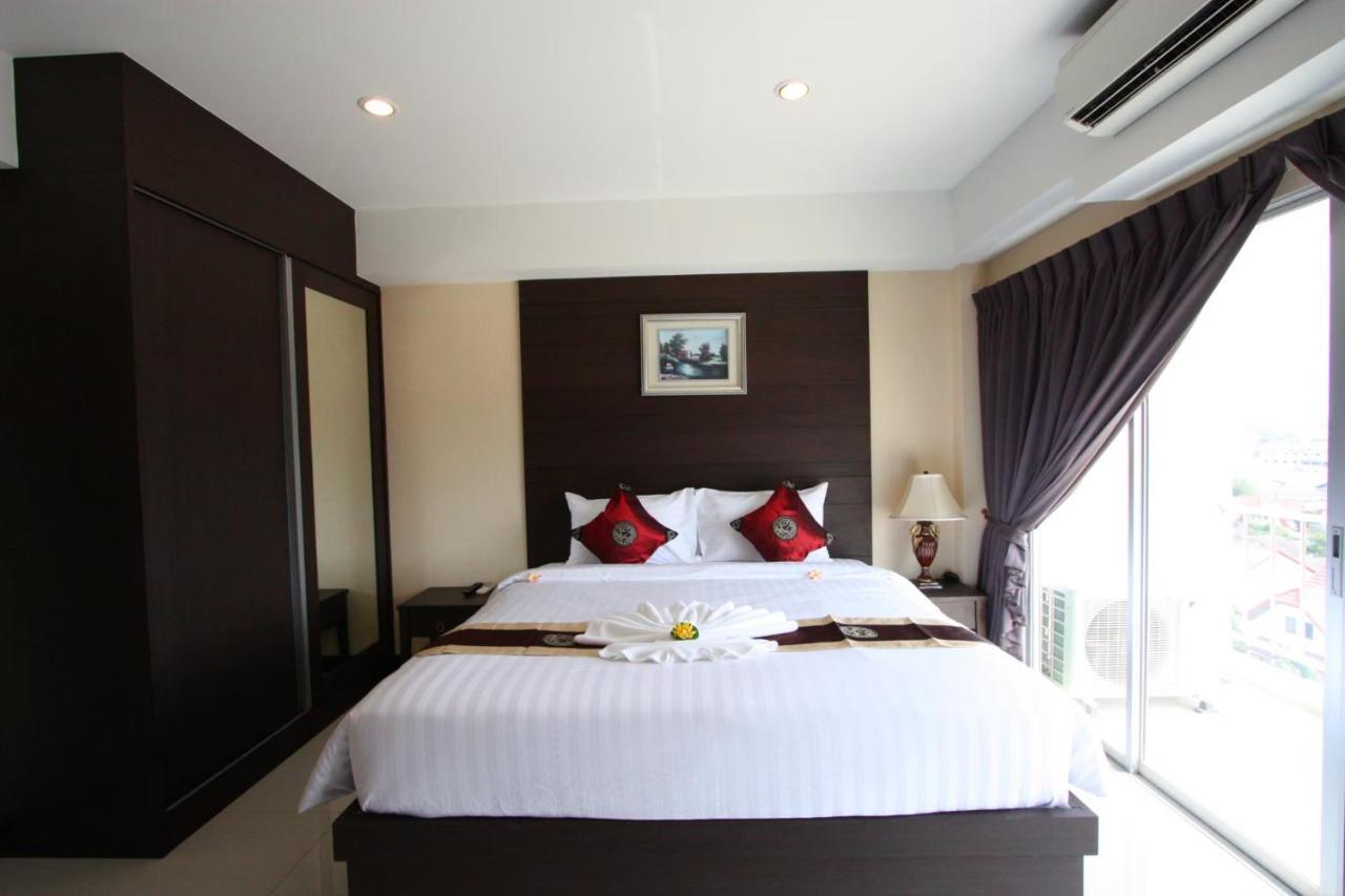 Valhalla Pattaya Hotel Джомтиен Бийч Екстериор снимка