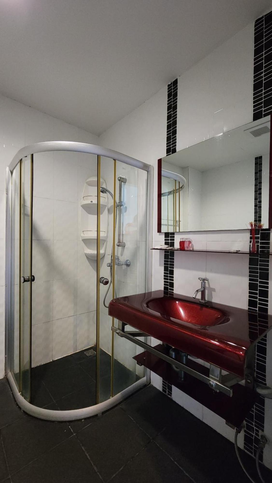 Valhalla Pattaya Hotel Джомтиен Бийч Екстериор снимка